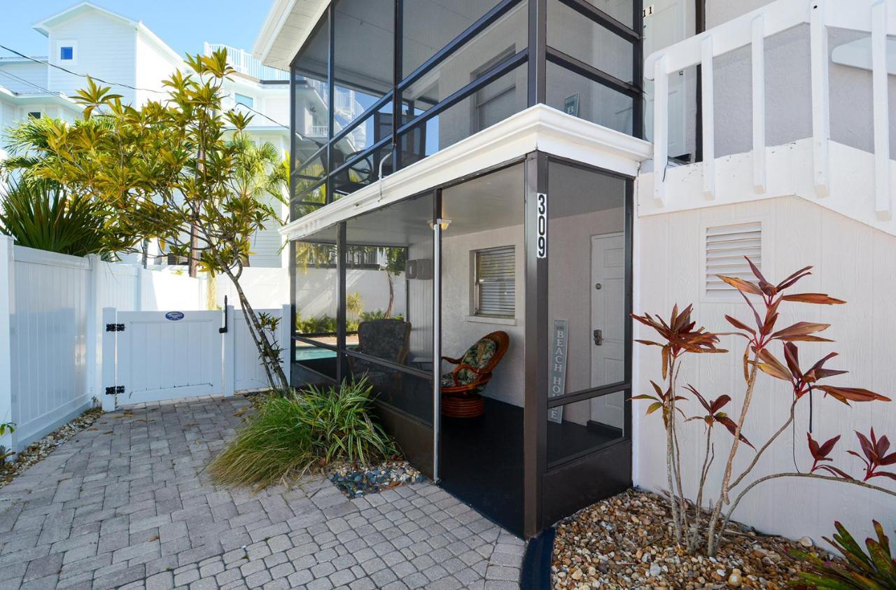 Canal 309 - Right In Siesta Key Village! Exterior photo