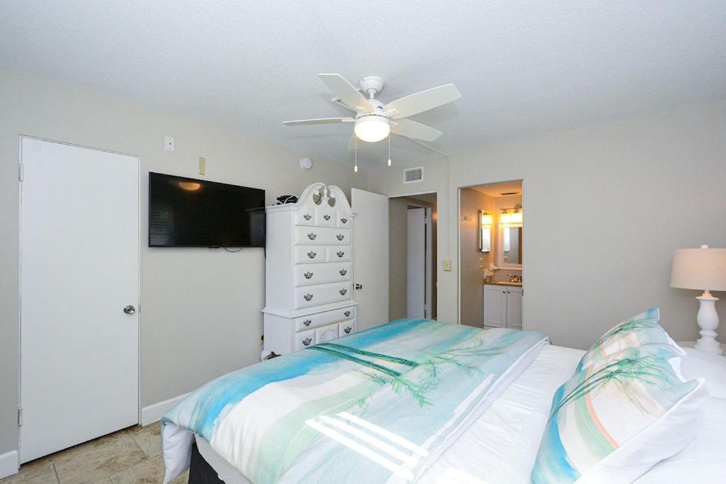 Canal 309 - Right In Siesta Key Village! Exterior photo